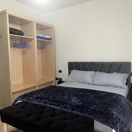 Am Apartment ティラナ エクステリア 写真